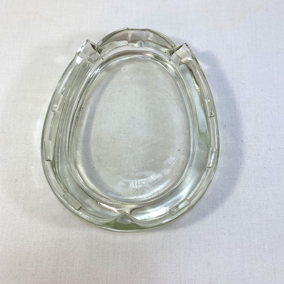 Clear Glass Horseshoe Shaped Ashtray Minimalist Decor Single Cigarette Collect - Picture 1 of 7